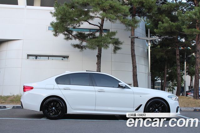 BMW 5 Series (G30) 520d xDrive M Sport Package Plus 2017 — фото 3