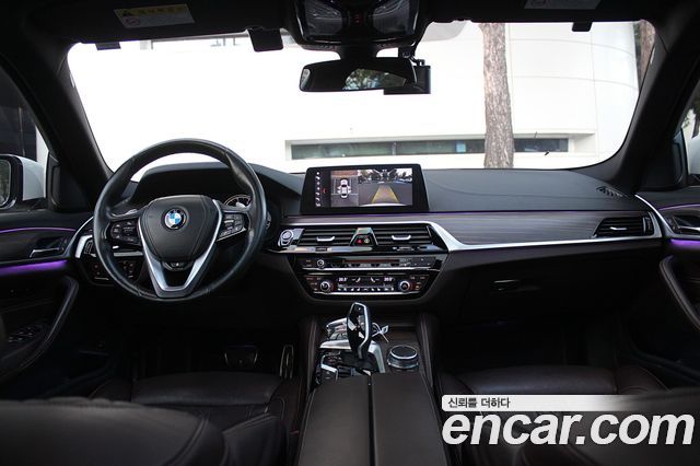 BMW 5 Series (G30) 520d xDrive M Sport Package Plus 2017 — фото 7