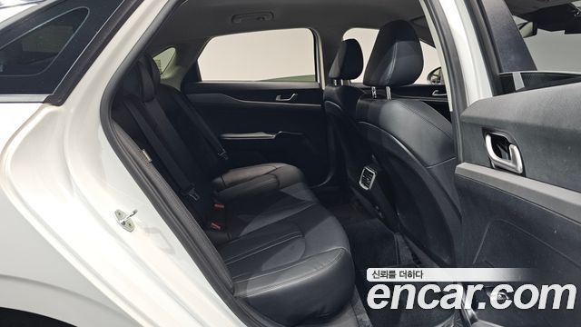 Kia K5 (III) 2.0 LPI(Renter car) Trandy 2022 — фото 11