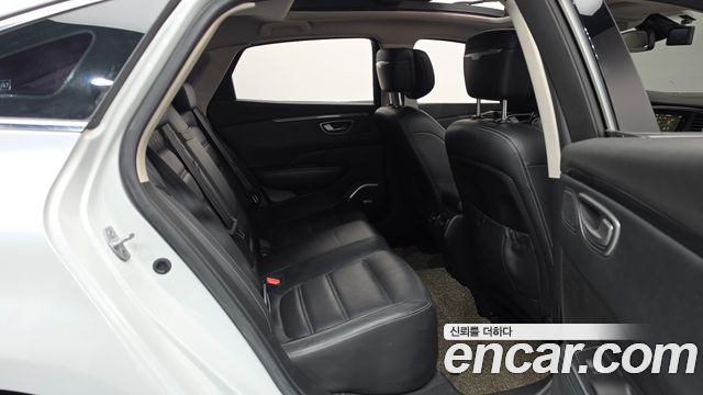 Renault Korea SM6 2.0 GDe LE 2016 — фото 12