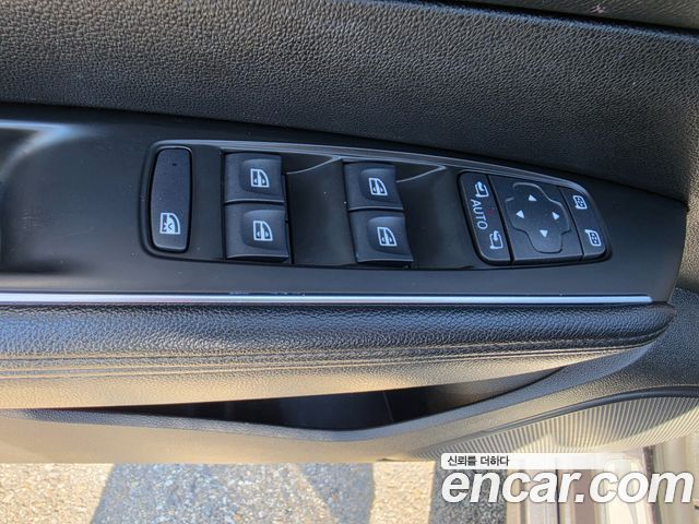 Renault Korea SM6 1.6 TCe LE 2017 — фото 9