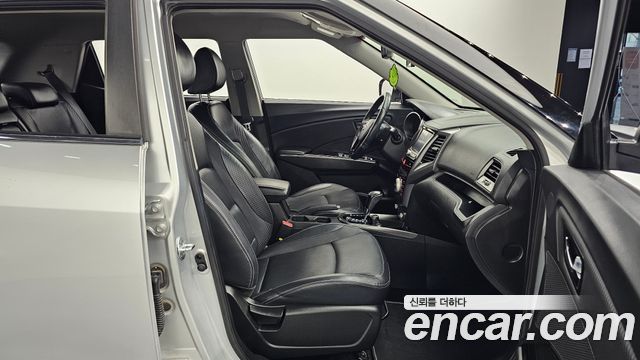 KG Mobility (SsangYong) Tivoli LX 2WD 2017 — фото 16