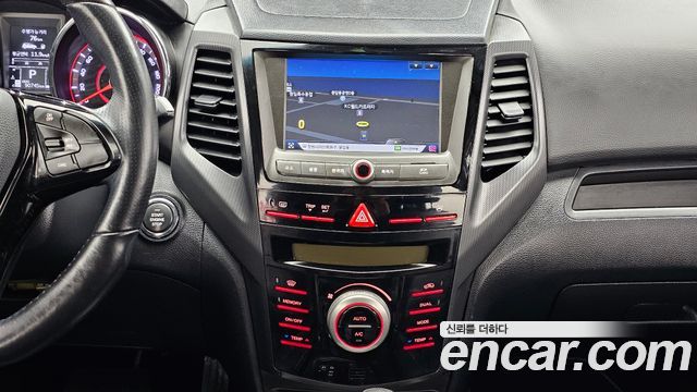 KG Mobility (SsangYong) Tivoli LX 2WD 2017 — фото 18