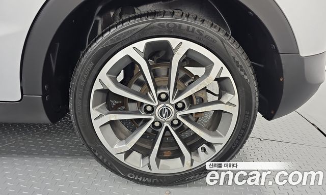 KG Mobility (SsangYong) Tivoli LX 2WD 2017 — фото 27