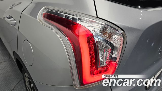 KG Mobility (SsangYong) Tivoli LX 2WD 2017 — фото 29