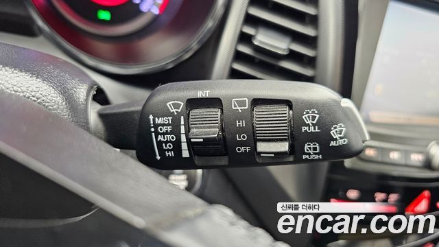 KG Mobility (SsangYong) Tivoli LX 2WD 2017 — фото 34