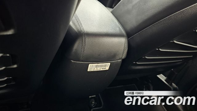 KG Mobility (SsangYong) Tivoli LX 2WD 2017 — фото 36