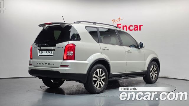KG Mobility (SsangYong) Rexton W 2.0 4WD RX7 Prestige 2014 — фото 2