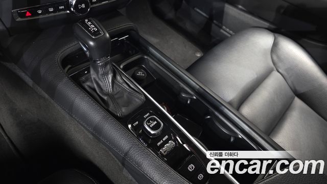 Volvo S90 D5 AWD Momentum 2017 — фото 9