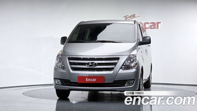 Hyundai Grand Starex 5-Seater VAN Modern 2017 — фото 3