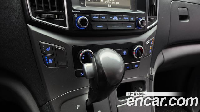 Hyundai Grand Starex 5-Seater VAN Modern 2017 — фото 17