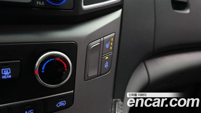 Hyundai Grand Starex 5-Seater VAN Modern 2017 — фото 19
