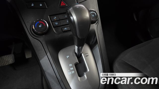 Chevrolet Orlando 1.6 Diesel LT Convenience 2016 — фото 9