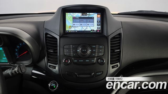 Chevrolet Orlando 1.6 Diesel LT Convenience 2016 — фото 14