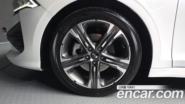Kia K5 (III) 2.0 Noblesse 2021 — фото 5