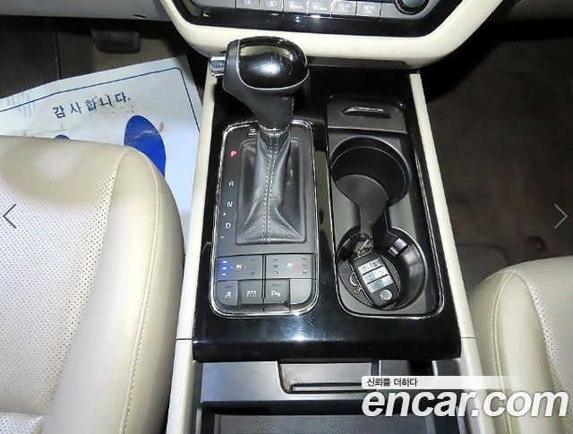 Kia Carnival 9-seater Prestige 2016 — фото 16