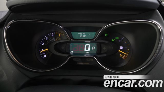 Renault Korea QM3 RE 2016 — фото 8