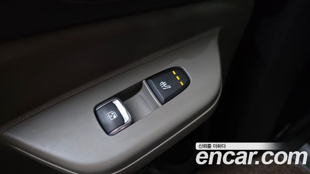 Kia Carnival (IV) HEV 9seater Nobless 2024 — фото 17