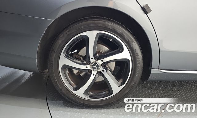 Mercedes-Benz E-Class (W213) E250 Avantgarde 2020 — фото 5