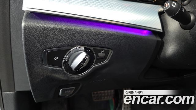 Mercedes-Benz E-Class (W213) E250 Avantgarde 2020 — фото 28