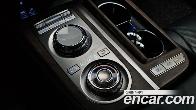 Genesis G80 (RG3) Gasoline 2.5 Turbo AWD 2024 — фото 9