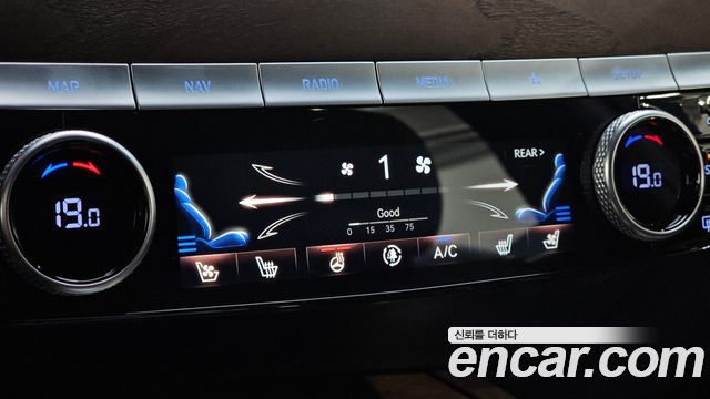 Genesis G80 (RG3) Gasoline 2.5 Turbo AWD 2024 — фото 27