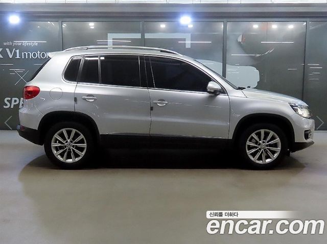 Volkswagen Tiguan 2.0 TDI Comfort 5N 2015 — фото 3