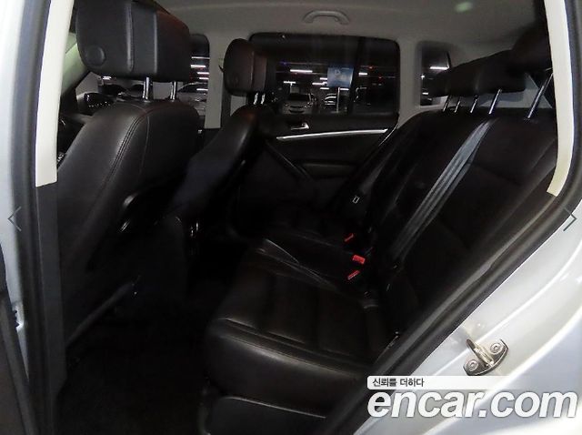Volkswagen Tiguan 2.0 TDI Comfort 5N 2015 — фото 7