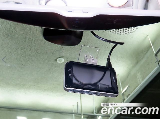 Volkswagen Tiguan 2.0 TDI Comfort 5N 2015 — фото 19