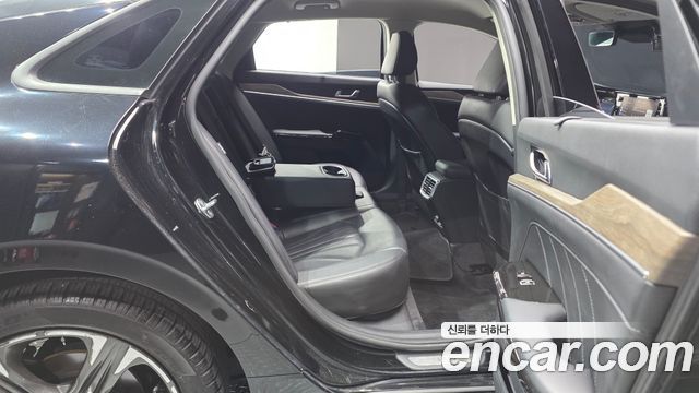 Kia K5 (III) 2.0 Signature 2023 — фото 16