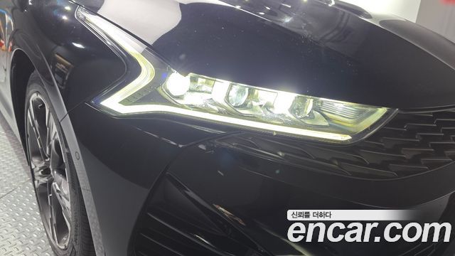 Kia K5 (III) 2.0 Signature 2023 — фото 28