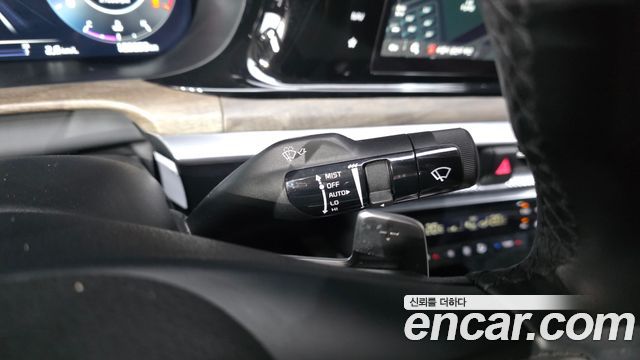 Kia K5 (III) 2.0 Signature 2023 — фото 33