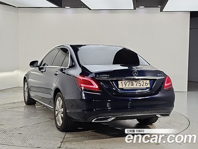 Mercedes-Benz C-Class (W205) C220 d Avantgarde 2019 — фото 3
