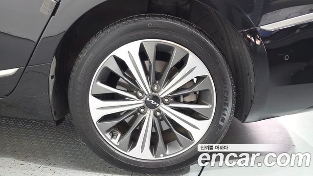 Kia K8 3.5 Gasoline 2WD Signature 2023 — фото 27