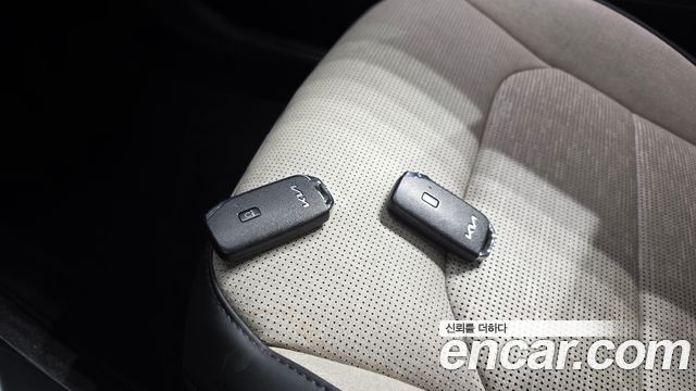 Kia Niro Prestige 2024 — фото 20