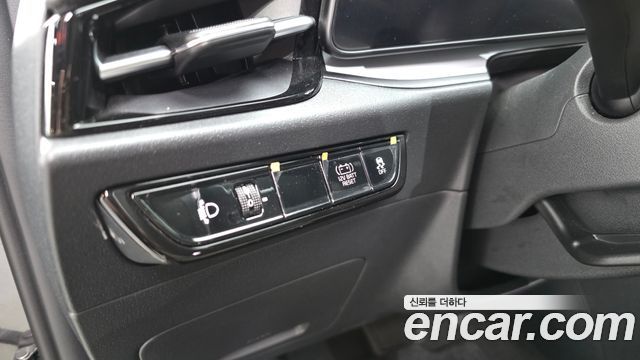 Kia Niro Prestige 2024 — фото 23