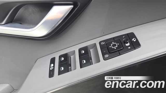 Kia Niro Prestige 2024 — фото 33