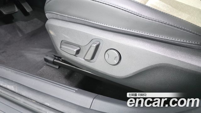 Kia Niro Prestige 2024 — фото 37