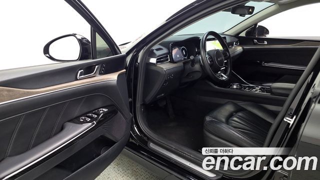 Kia K5 (III) 2.0 Signature 2023 — фото 10