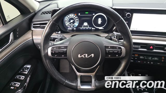 Kia K5 (III) 2.0 Signature 2023 — фото 14