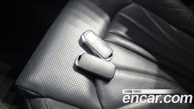 Kia K5 (III) 2.0 Signature 2023 — фото 16