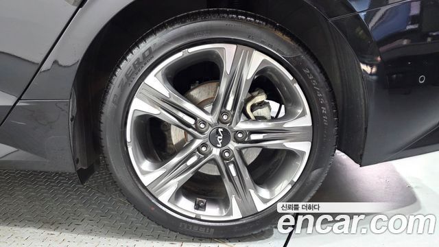 Kia K5 (III) 2.0 Signature 2023 — фото 21