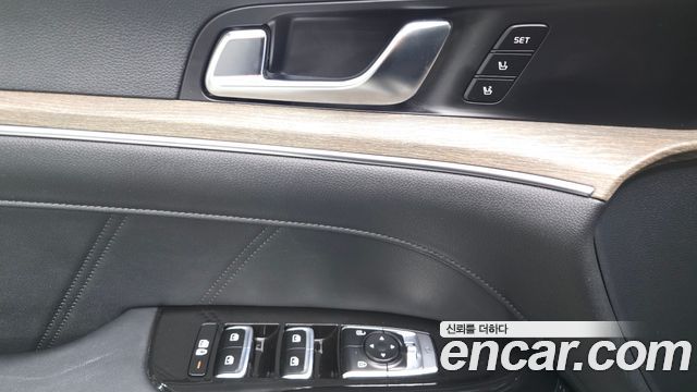 Kia K5 (III) 2.0 Signature 2023 — фото 28