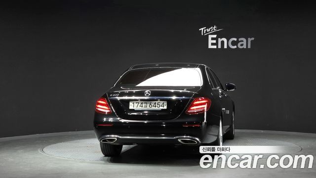 Mercedes-Benz E-Class (W213) E200 Avantgarde 2018 — фото 4