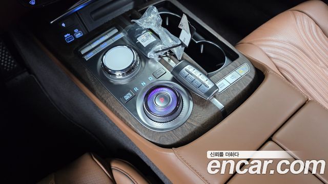 Genesis G80 (RG3) Gasoline 2.5 Turbo AWD 2024 — фото 9