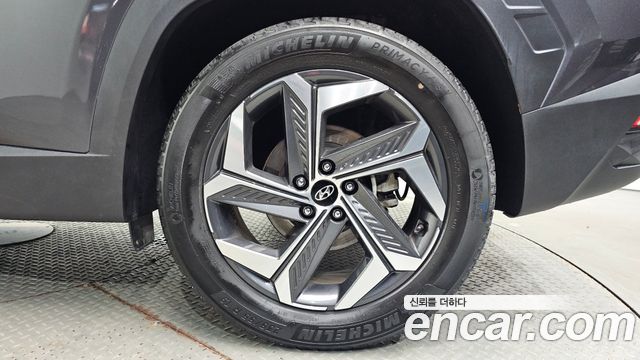 Hyundai Tucson (NX4) Gasoline 1.6 Turbo 4WD Inspiration 2023 — фото 21