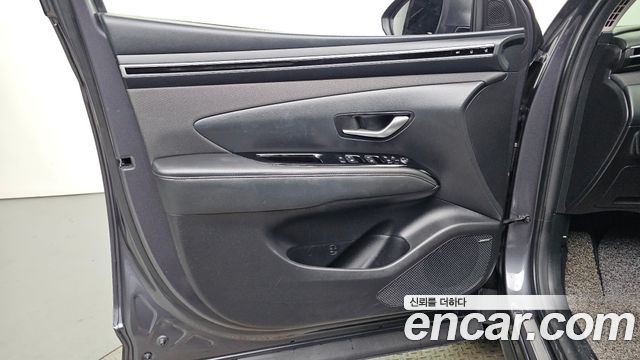 Hyundai Tucson (NX4) Gasoline 1.6 Turbo 4WD Inspiration 2023 — фото 24
