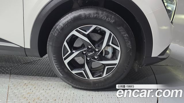 Kia Sportage (V) Gasoline 1.6 Turbo 2WD Prestige 2022 — фото 27