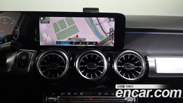 Mercedes-Benz GLB-Class (X247) GLB200 d 2022 — фото 14
