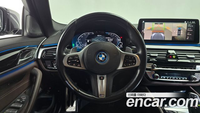 BMW 5 Series (G30) 530e M Sport 2022 — фото 13
